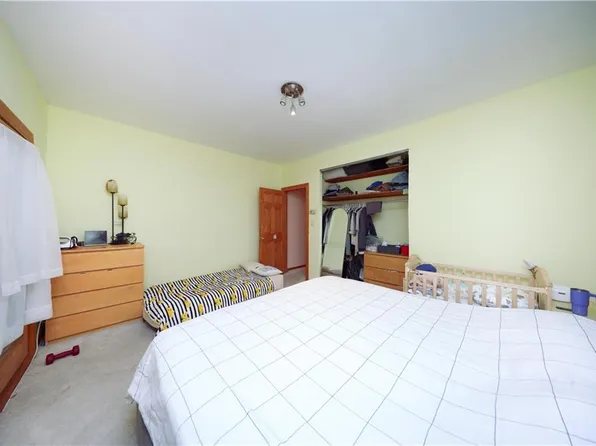 2391 East 3rd Street image 14 of 33