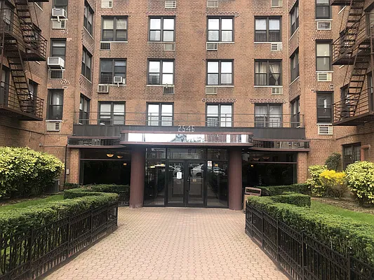 Sold by Korr Realty | media 32