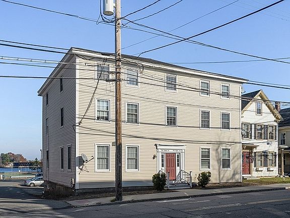 3rd image of 182-184 Merrimac St
