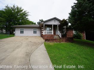 1005 N 20th St, Van Buren, AR 72956