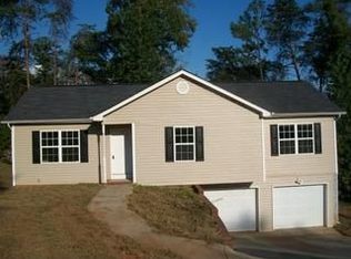 326 Windsong Dr, La Fayette, GA 30728