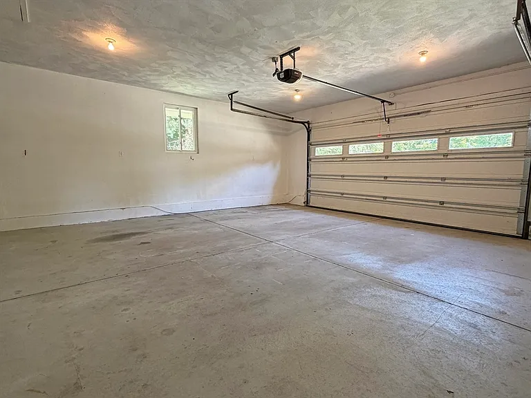 37 Stephen Pl — Photo 34