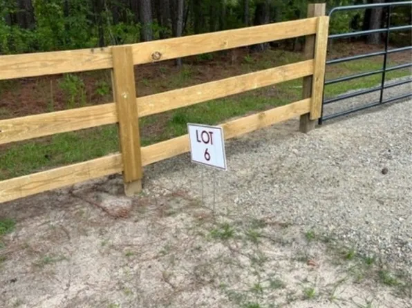 Key Rd, Sanford, NC 27332