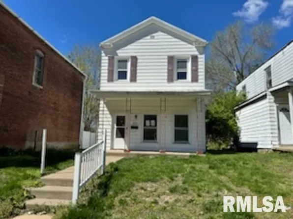 711 N 5th St, Quincy, IL 62301
