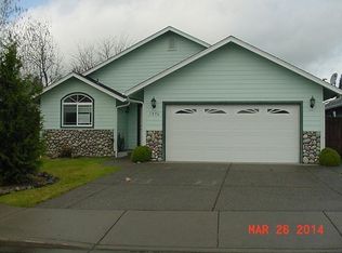 1370 SW Sturgeon Ct, Grants Pass, OR 97527