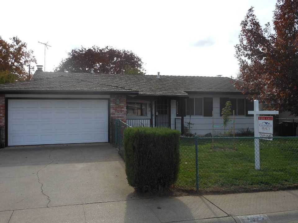 1st image of 2374 La Loma Dr