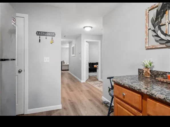 402 New River Rd Unit 108, Lincoln, RI 02838