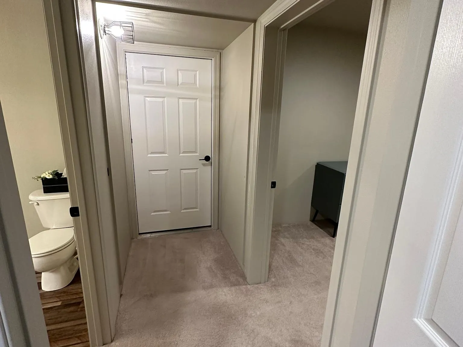 217 San Remo Ln — Photo 4