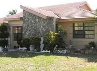 7450 W Country Club Blvd, Boca Raton, FL 33487