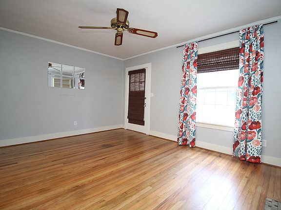 5th image of 1421 E Jordan St