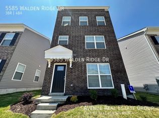 5585 Walden Ridge Dr, Saint Louis, MO 63128