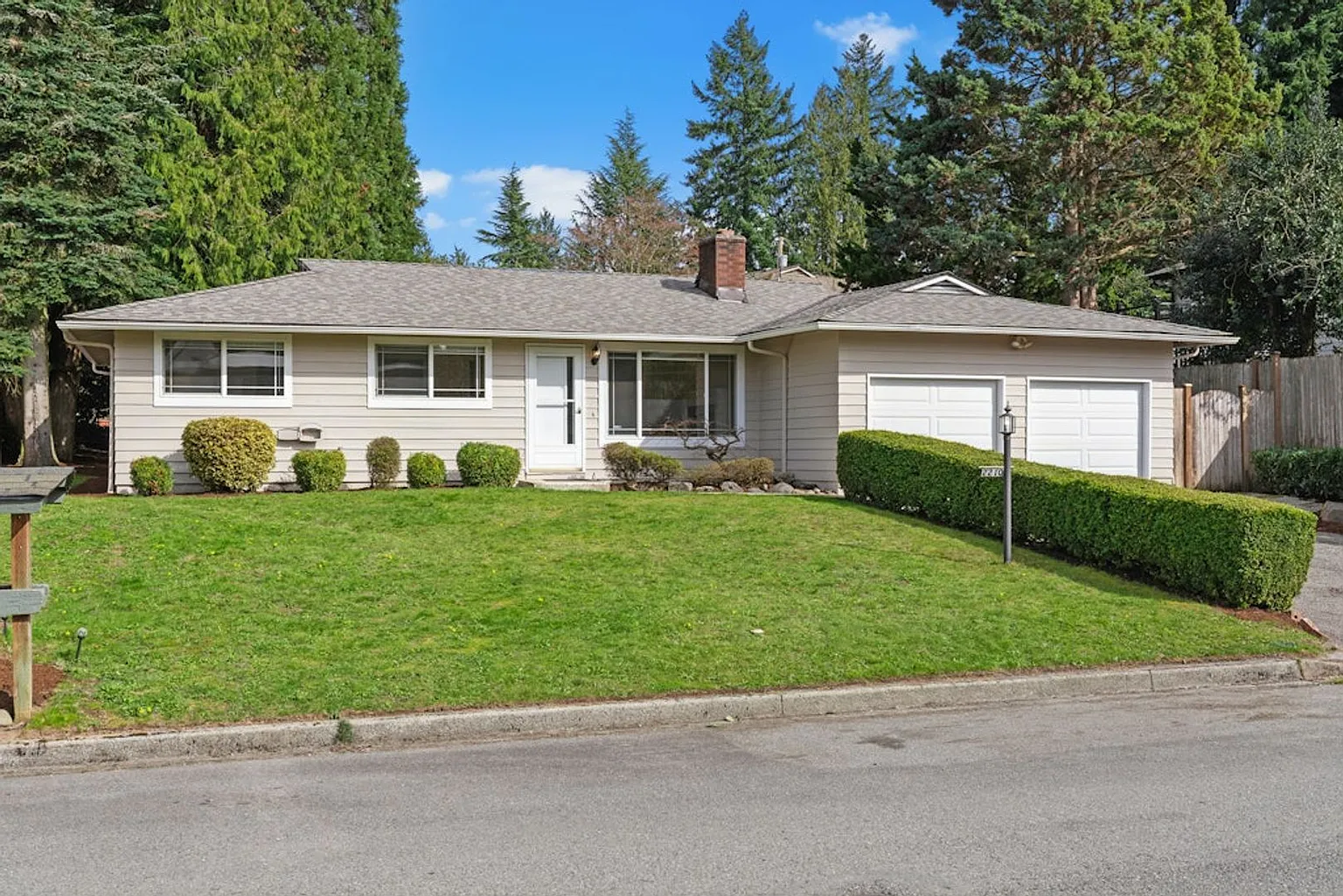 2210 167th Ave NE photo 1