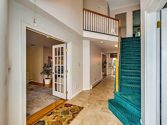 3rd image of 107 Burnham Ave