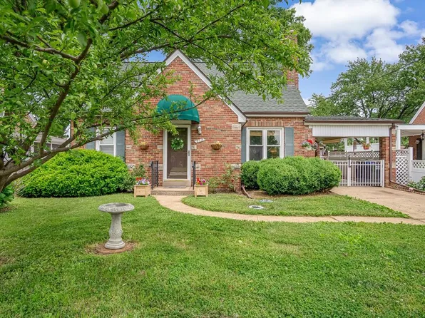 217 Hamacher St, Waterloo, IL 62298