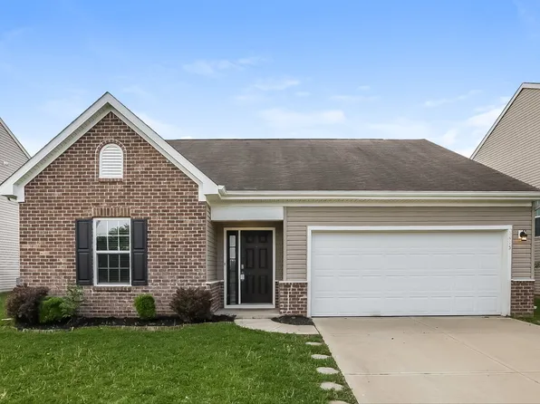 8415 Gates Corner Dr, Camby, IN 46113