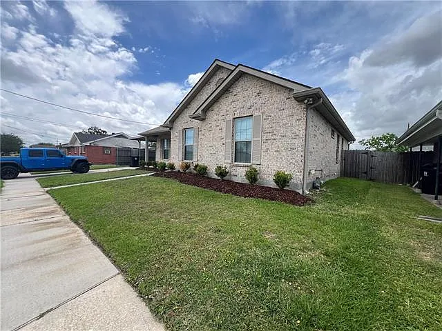 2708 Volpe Dr — Photo 22