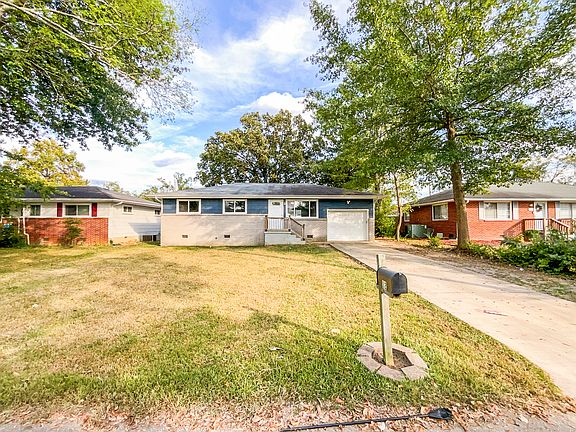 2nd image of 12 N Brooks Cir