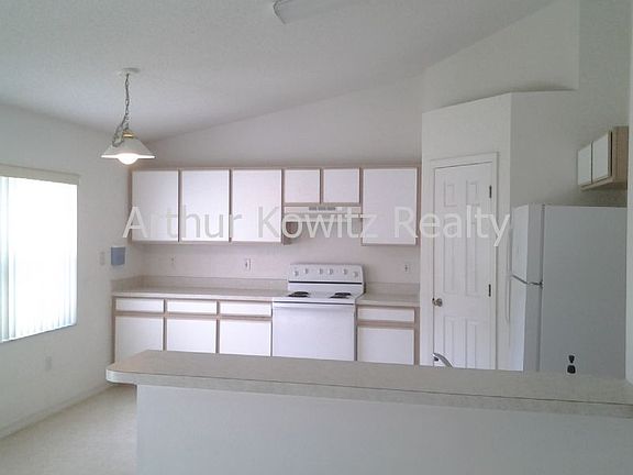 2nd image of 25 Paul Ln