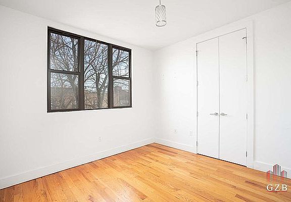 4th image of 28-39 38th St #3