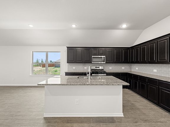 3rd image of 324 Dairy Way
