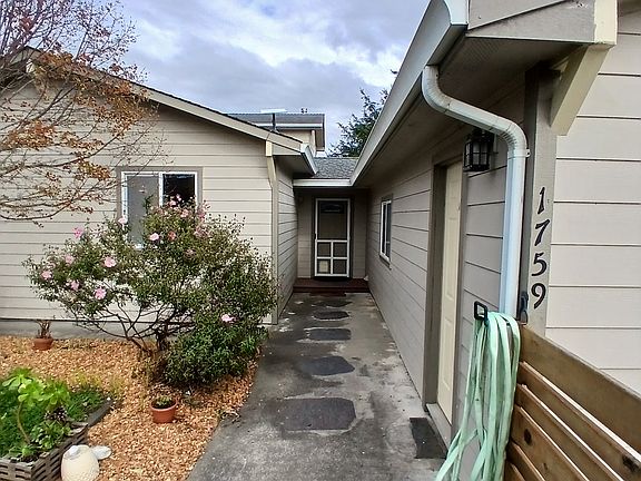 2nd image of 1759 Mygina Ave