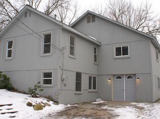 819 Elkinford Dr, White Lake, MI