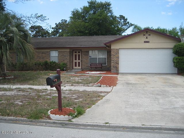 1st image of 2650 Grampian Drive W