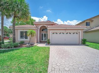 205 SW 180th Ave, Pembroke Pines, FL 33029
