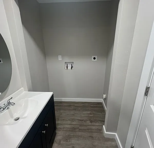 2937 Mission Rd #B — Photo 4