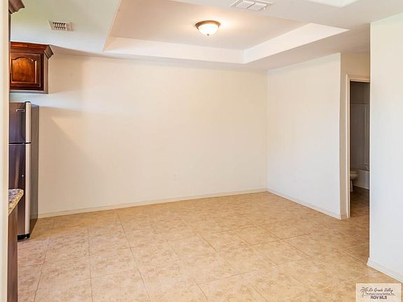 5th image of 139 Kleberg Ave