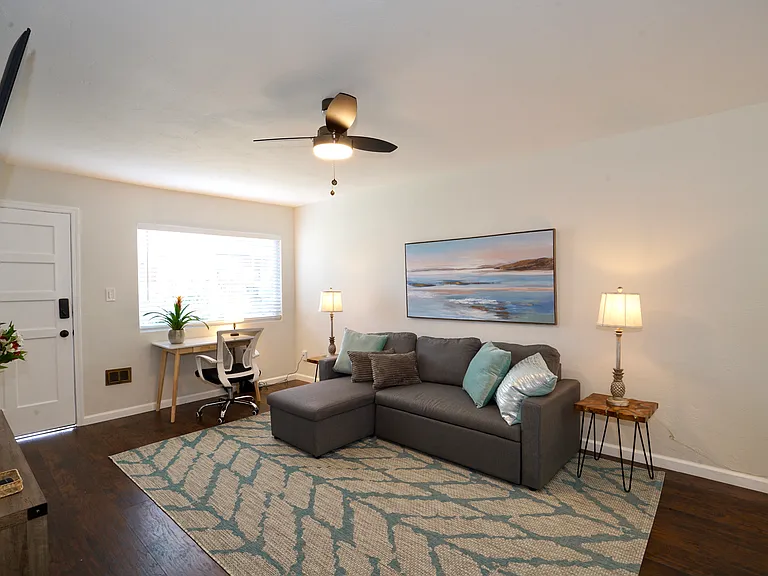 2754 Nye St — Photo 12