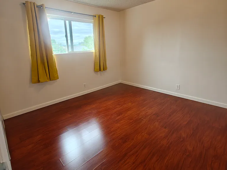2022 Liberia Cir — Photo 13