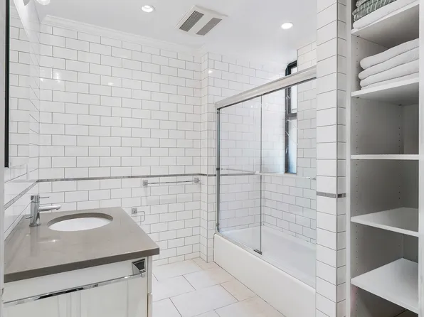 228 West Broadway image 13 of 18