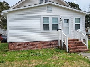 10 Lake St, Onancock, VA 23417
