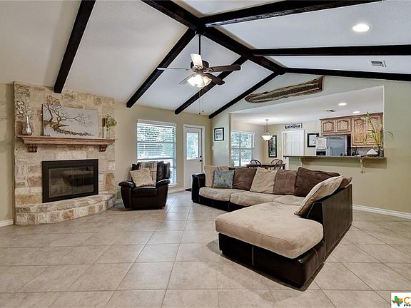 4th image of 1230 Hollyhock Ln