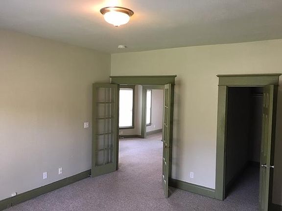 3rd image of 803 E High Ave