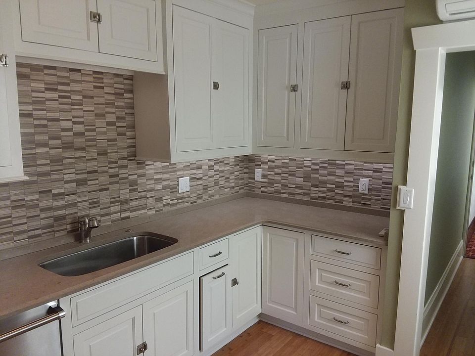 Kitchen with sink and custom cabinets