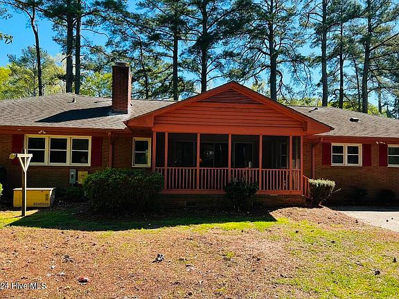 5th image of 1811 Rosewood Dr