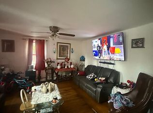 40-42 Holly St, Lawrence, MA 01841