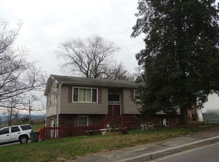 502 Cedar St, Elizabethton, TN 37643