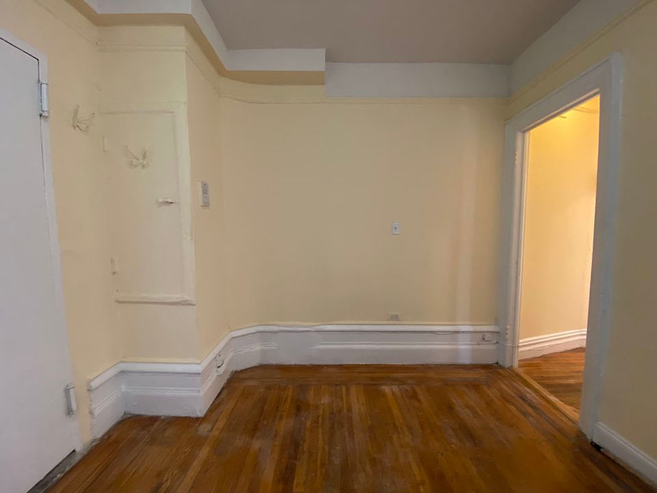 1st image of 90 Convent Ave APT 47