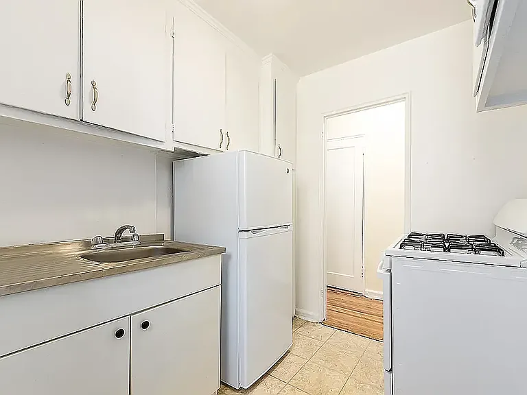5532 Netherland Ave #3B — Photo 6