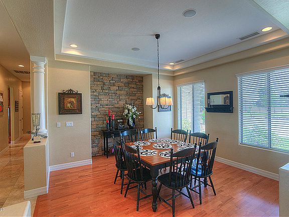 4th image of 2545 E Cattle Dr