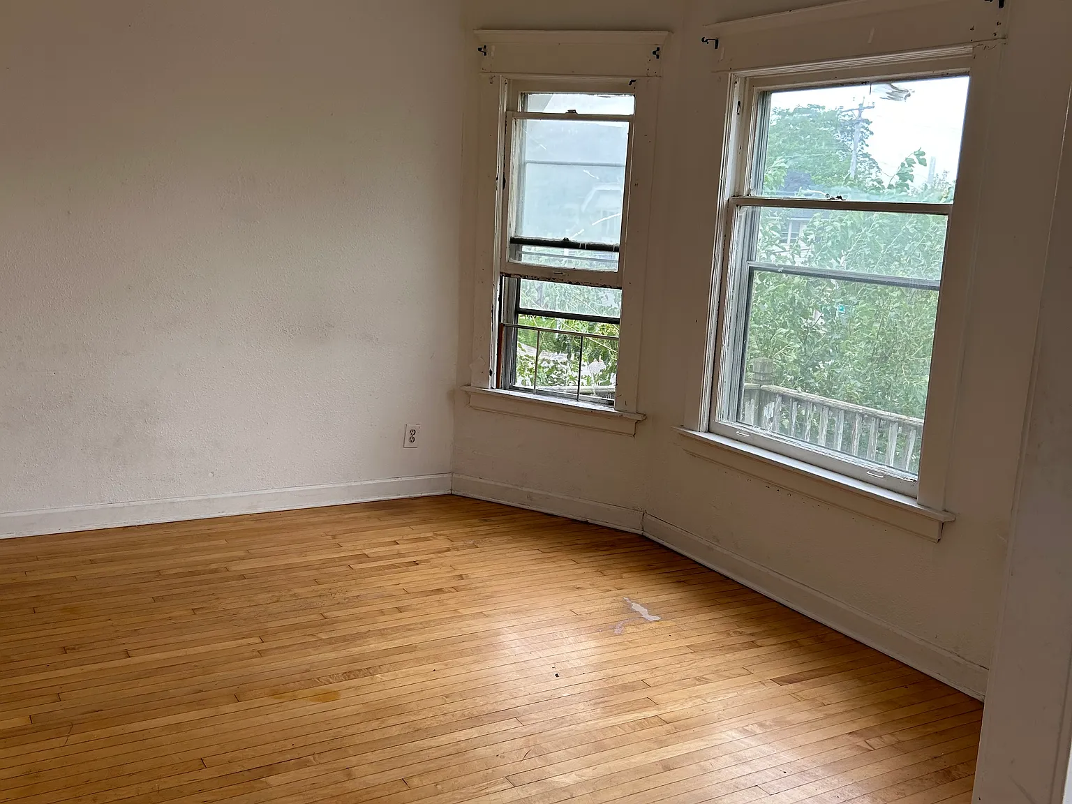 3 bed, $975 — Photo 3