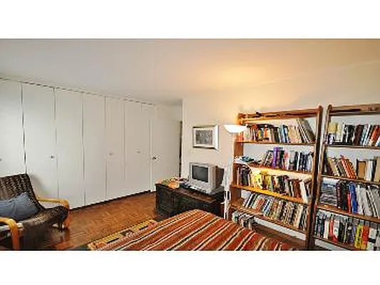 Sold by Corcoran | media 7