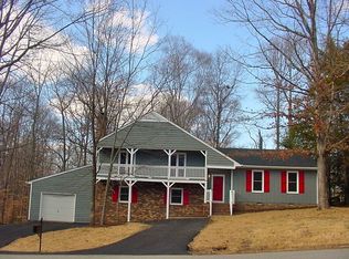 11210 Abingdon Cir, North Chesterfield, VA 23236