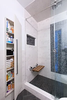 Rented by Compass | media 36