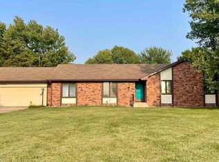5620 SE Berryton Rd, Berryton, KS 66409