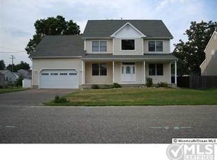 904 Sinclair Ave, Lanoka Harbor, NJ 08734