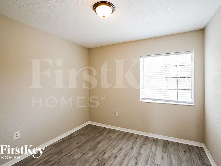 18050 SW 142nd Ct — Photo 12